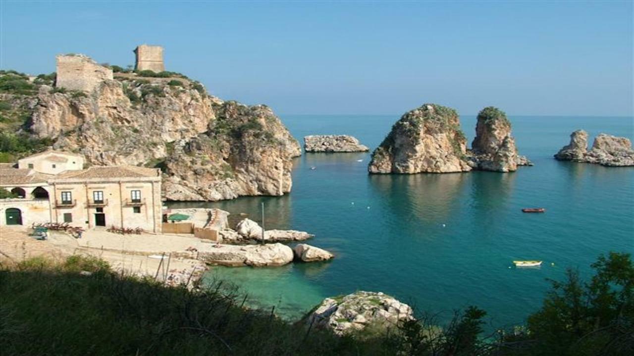 Апартаменты Giardini Del Golfo Балестрате Экстерьер фото